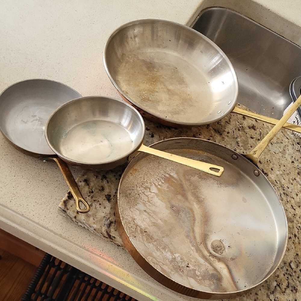 staunless steel copper  and Brass Handle Cookware Set